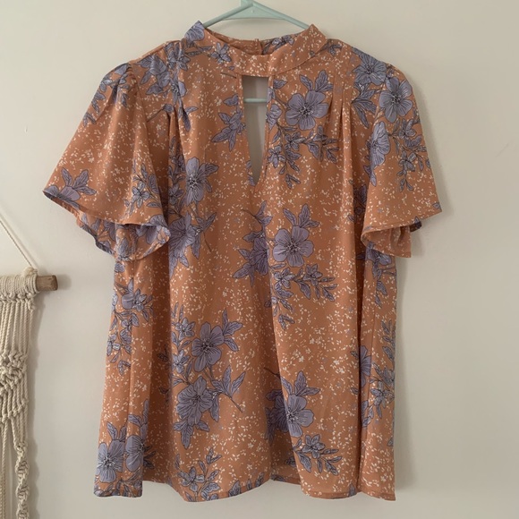 Sienna Sky Tops - 5/$25 Sienna Sky Dusty Rose blouse with tropical flowers.